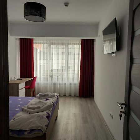 Bya Luxury Apartment Valea Lupului  Екстериор снимка