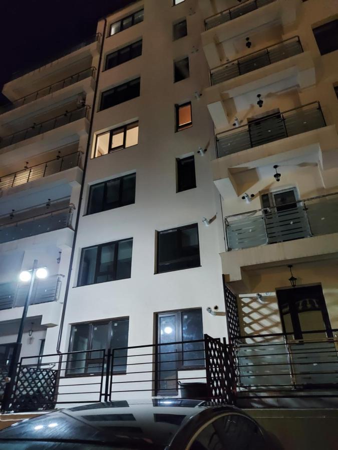 Bya Luxury Apartment Valea Lupului  Екстериор снимка